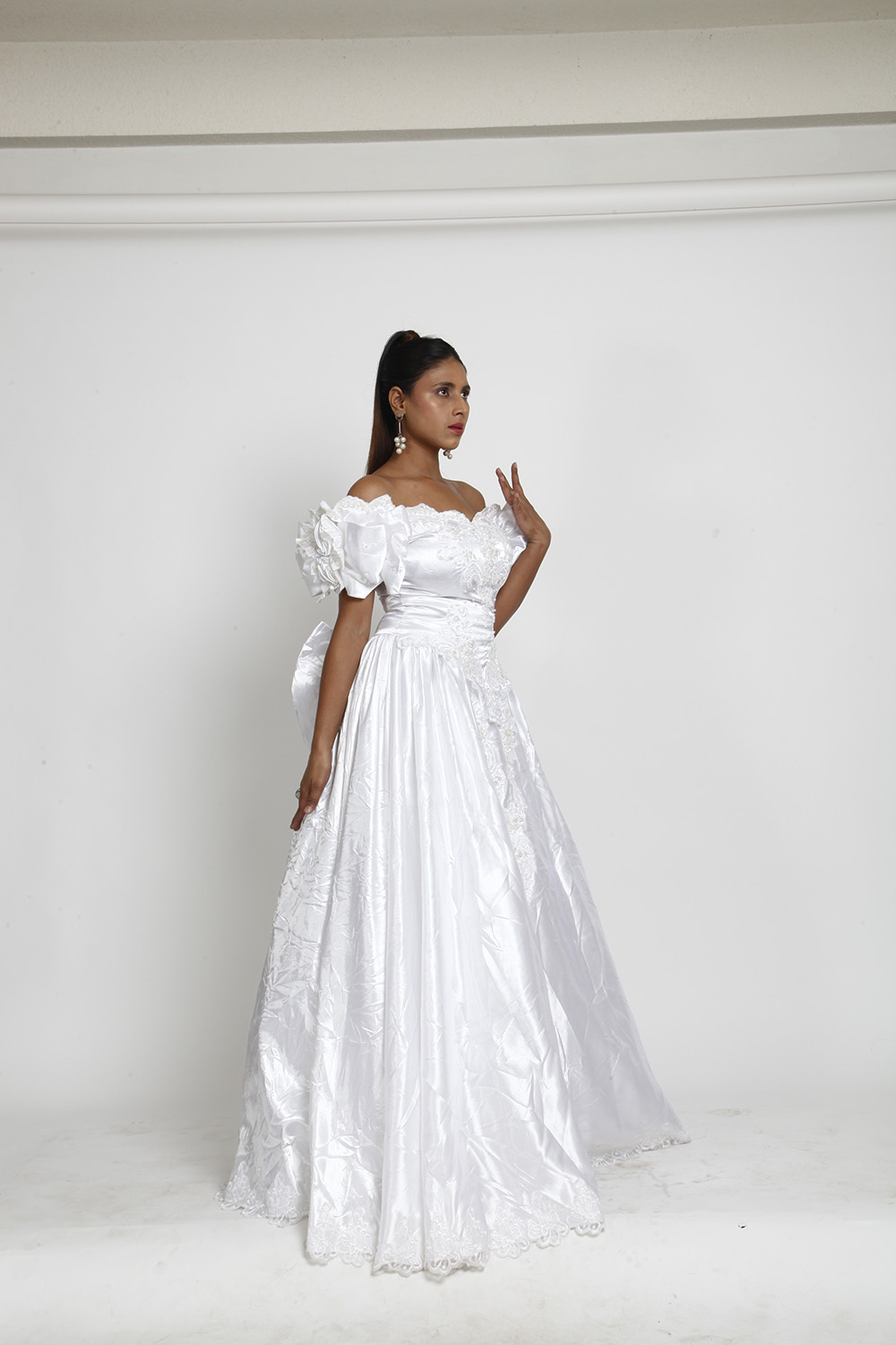 Elegant Off-Shoulder Puff Sleeve White Gown